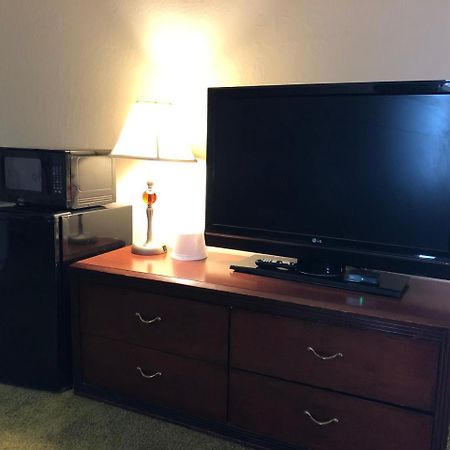 Red Bluff Inn エクステリア 写真