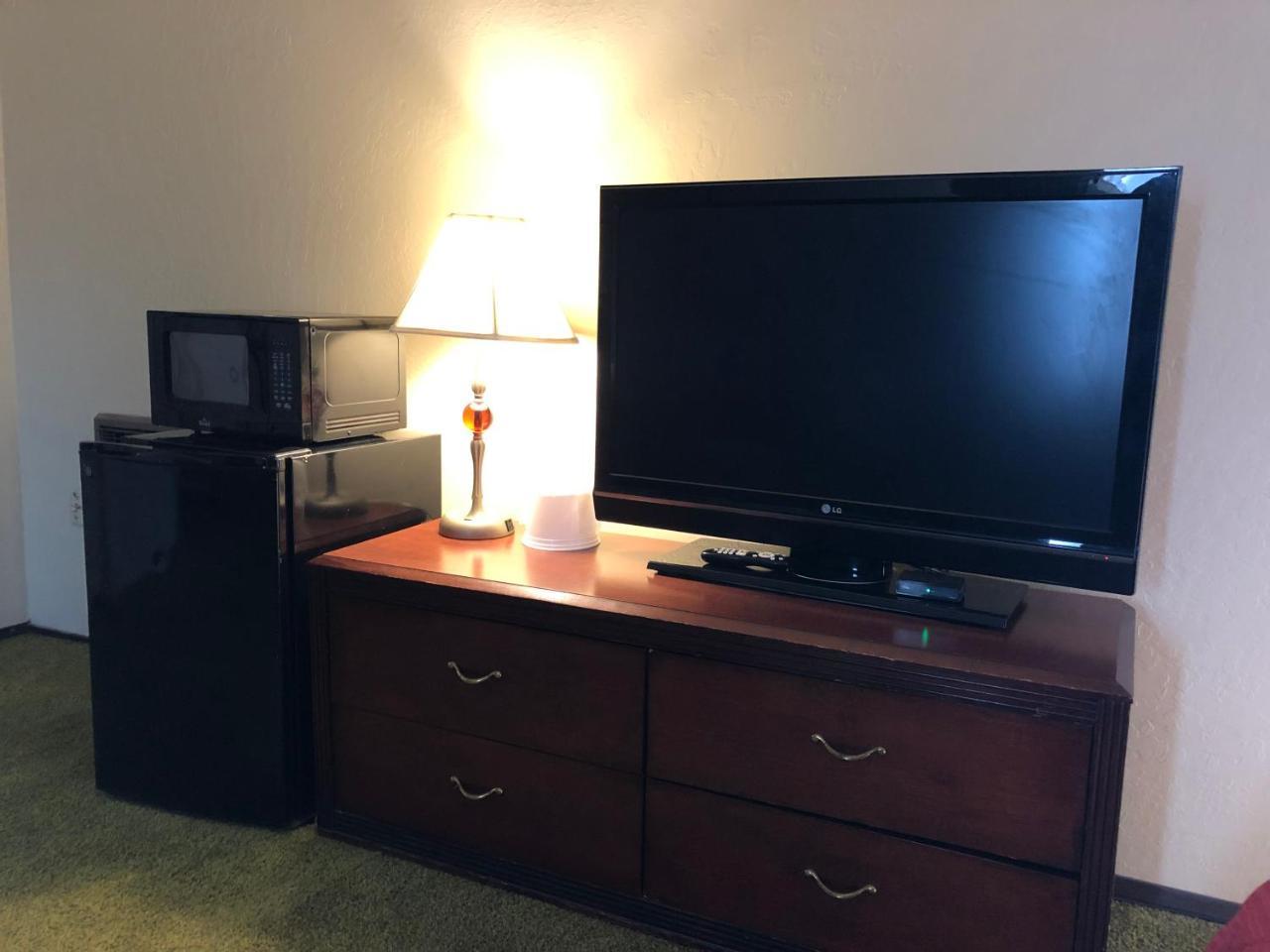 Red Bluff Inn エクステリア 写真