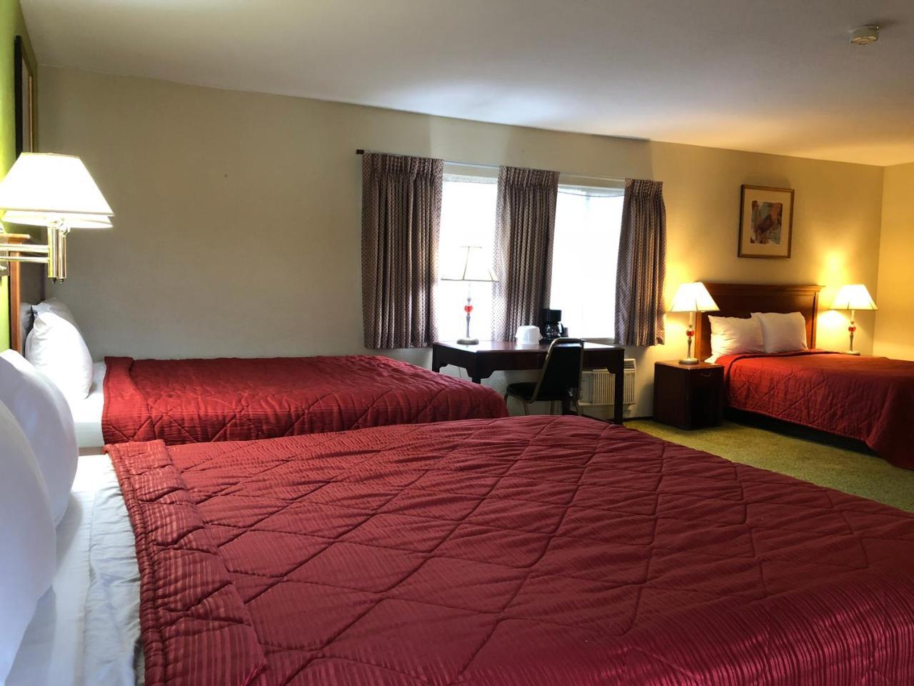 Red Bluff Inn エクステリア 写真